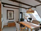Eingangsbereich mit Kamin - 2 Zimmer Etagenwohnung in Dresden