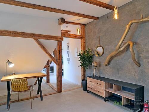 Arbeitsplatz mit Ambiente - 