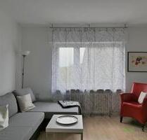 (EF1198_M) Kassel-Stadt: Oberzwehren, möblierte Wohnung mit Balkon und kleinem Esszimmer