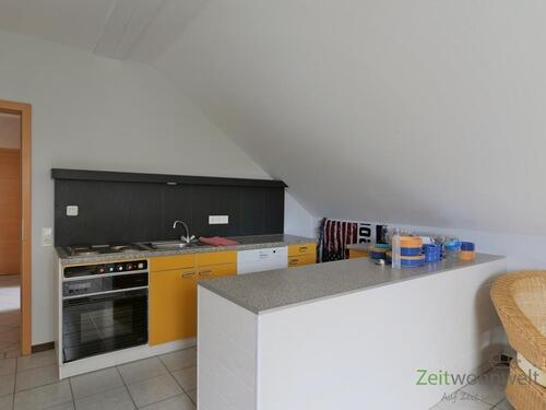 Küchenzeile mit Tresen - Etagenwohnung mit 60,00 m&sup2; in Künzell zur Miete