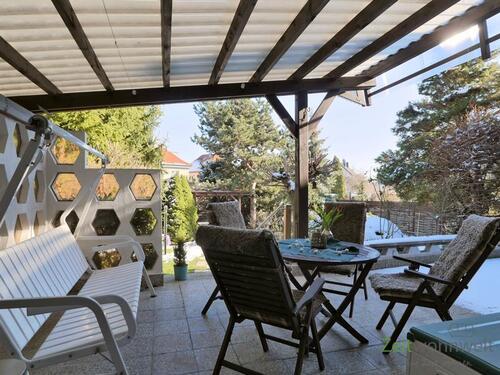 eigene Terrasse zum Garten - (EF1227_M) Magdeburg: Sudenburg, neu möblierte Wohnung mit Terrasse und Garten, Grundreinigung inklusive.