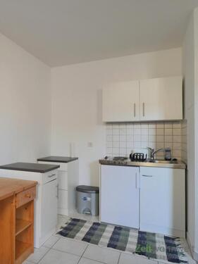 kleine Küchenzeile - 1 Zimmer Etagenwohnung in Dresden