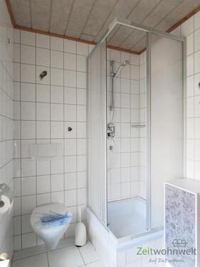 Dusche im Bad - 