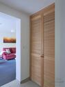 Kleiderschrank im Zwischenflur - 