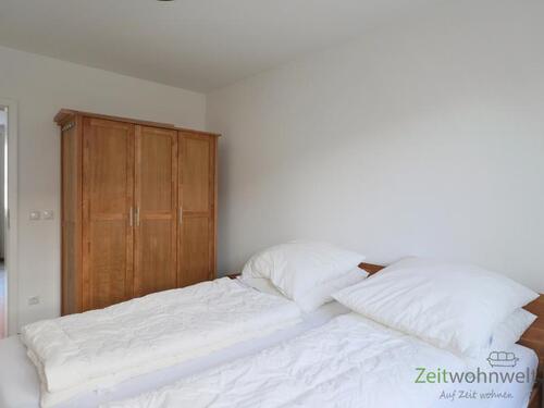 Kleiderschrank - 