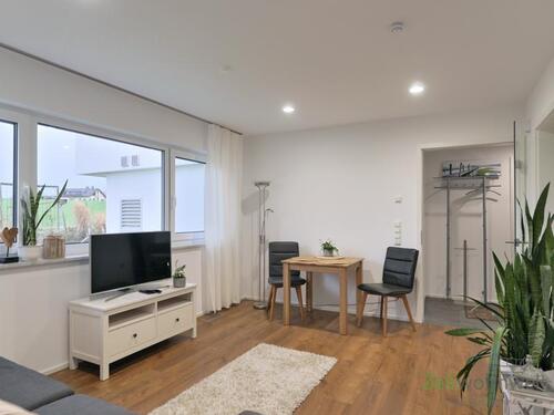 Blick ins Wohnzimmer - 2 Zimmer Etagenwohnung zur Miete in Hofbieber