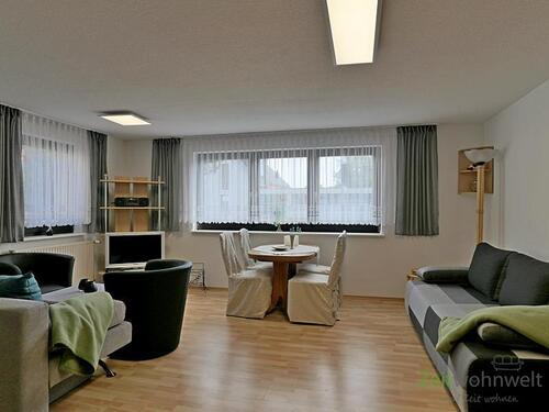Blick in den Wohnraum - (EF0724_M) Erfurt: Hochheim, preiswertes kleines Apartment im ruhig gelegenen Hinterhaus, WLAN inklusive