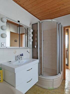 Dusche im Bad - 