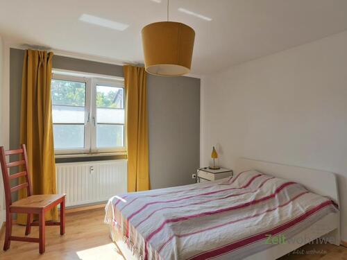 Blick ins Schlafzimmer - 
