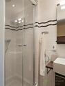 Dusche im Bad - 