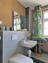 Blick ins Bad - 1 Zimmer Etagenwohnung in Erfurt