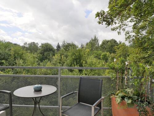 Balkonausblick ins Grüne - 2 Zimmer Etagenwohnung zur Miete in Weimar