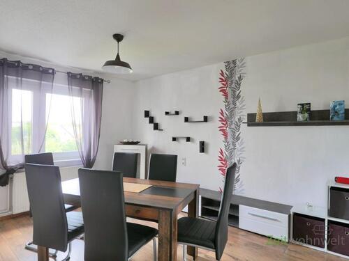Blick ins Esszimmer - 