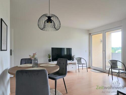 Blick zum Balkon - Etagenwohnung mit 55,00 m&sup2; in Dohna zur Miete