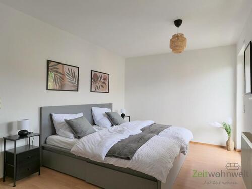 Blick ins Schlafzimmer - 