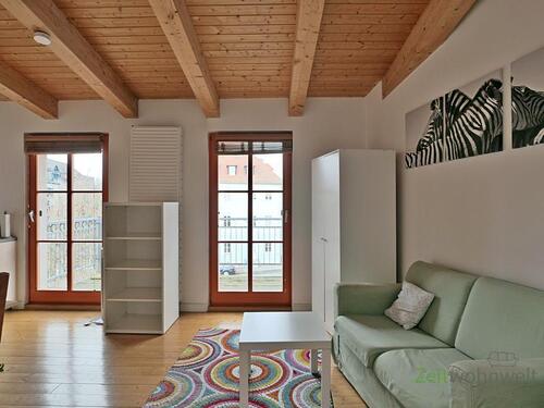 Blick zum Balkon - 1 Zimmer Etagenwohnung zur Miete in Weimar