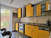 Blick zu EBK und Terrassenausgang - 