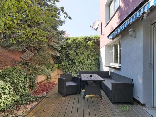 eigene Terrasse - (EF1381_M) Erfurt: Krämpfervorstadt, geschmackvoll möblierte Wohnung mit uneinsehbarer Terrasse, Service inklusive