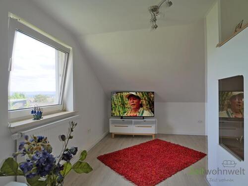 Blick zum TV - 2 Zimmer Etagenwohnung in Kassel