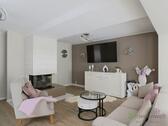 Sitzecke, Kamin und TV - 