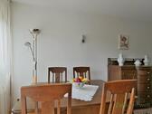 Esstisch am Fenster - 3 Zimmer Etagenwohnung zur Miete in Vellmar
