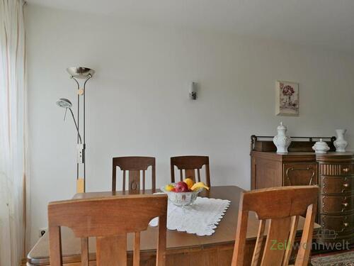 Esstisch am Fenster - 3 Zimmer Etagenwohnung zur Miete in Vellmar