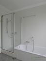 Dusche und Wanne - 