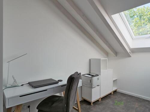 Schreibtisch Monotor und Drucker - 