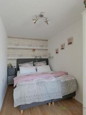 breites Bett - 