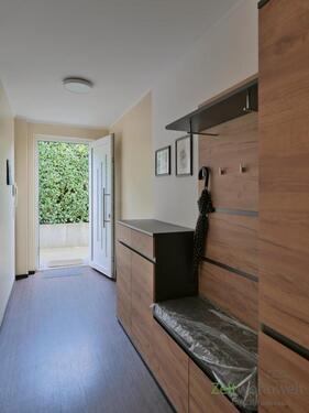 Blick zum Eingang - 