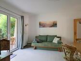 Blick ins kleine Wohnzimmer - Haus mit 102,00 m² in Gotha zur Miete