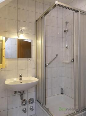 Dusche im Bad - 