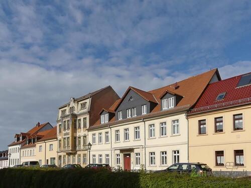 Außenansicht - (EF0565_M) Gera: Ronneburg, vollmöblierte 2-Zimmer-Wohnung in ruhiger City-Lage, Waschmaschine und WLAN inklusive