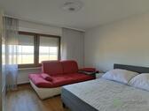 Blick ins Schlafzimmer - Etagenwohnung mit 64,00 m² in Chemnitz zur Miete