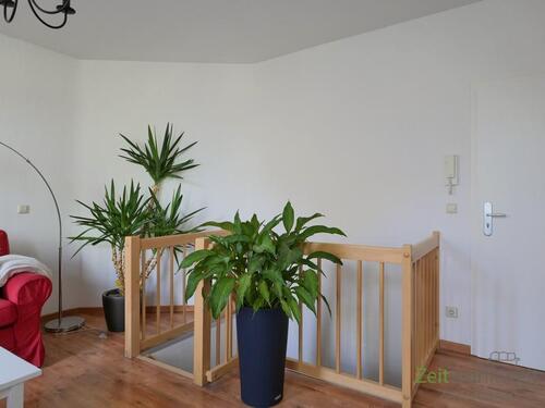 oberer Treppen-Abgang - 2 Zimmer Etagenwohnung in Dresden