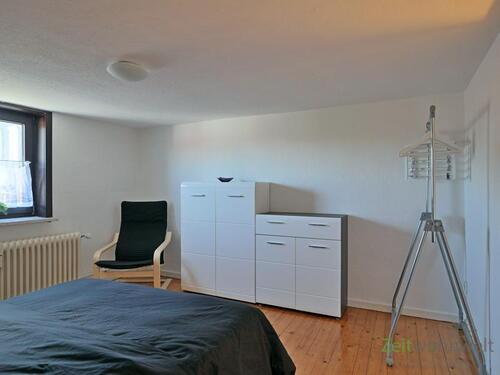 Kommode und Kleiderstange - Etagenwohnung mit 55,00 m² in Göttingen zur Miete