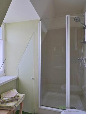 Dusche im Bad - 