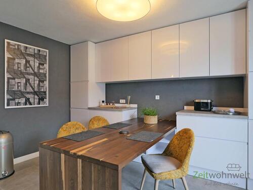 zentraler Esstisch - 