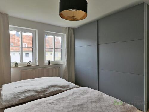 XXL-Kleiderschrank - 2 Zimmer Etagenwohnung in Fulda
