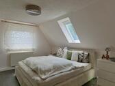 Blick ins Schlafzimmer - Haus mit 115,00 m&sup2; in Dresden zur Miete