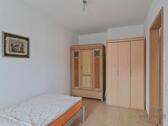 Kleiderschränke - Etagenwohnung mit 50,00 m&sup2; in Zwickau zur Miete