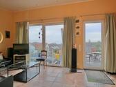 Blick zu Eingang und Terrasse - Etagenwohnung mit 65,10 m&sup2; in Kassel zur Miete