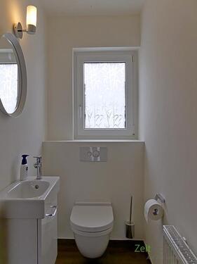 separates WC - 