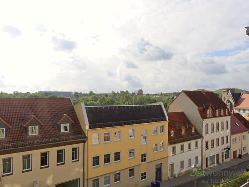 Wohnzimmerausblick - Etagenwohnung mit 48,00 m&sup2; in Ronneburg Thür zur Miete