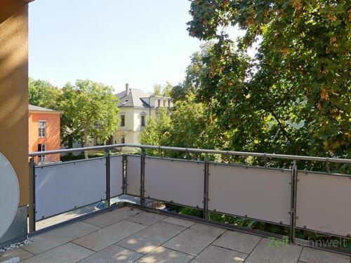 Balkon im Grünen - Etagenwohnung mit 93,00 m&sup2; in Dresden zur Miete