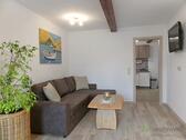 Schlafcouch und TV - 2 Zimmer Etagenwohnung in Erfurt