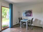 Esstisch am Denster - 2 Zimmer Etagenwohnung in Dresden