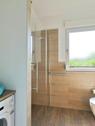 Waschmaschine und Dusche - 