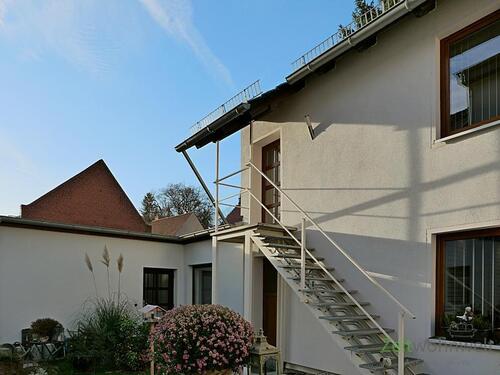 separater Eingang am Haus - 