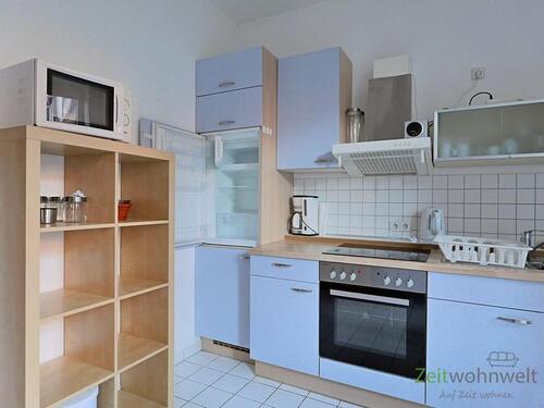 Mikrowelle, Kühlschrank, Herd - 